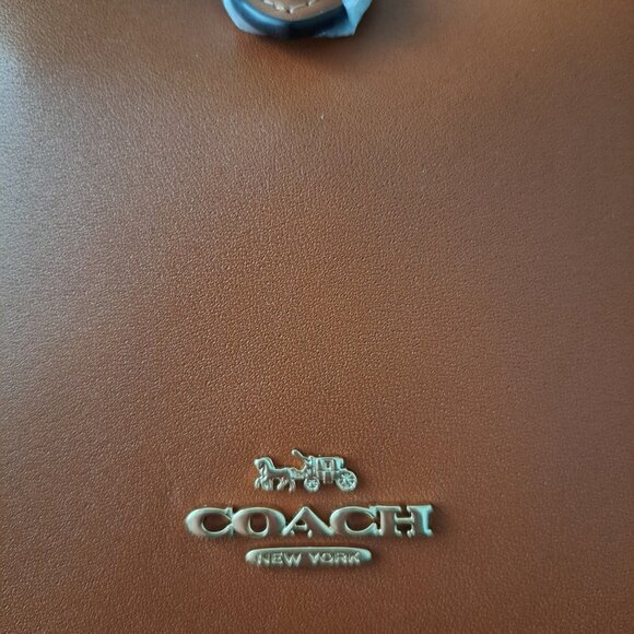 Coach Hadley Mini Tan Leather Crossbody Bag New Without Tags - Picture 2 of 8